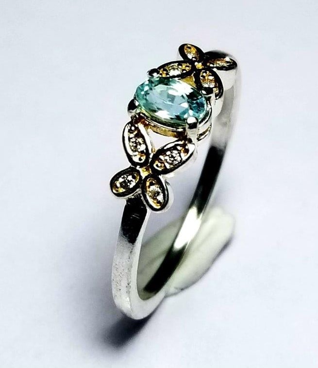 Natural Blue Zircon: Natural Blue Zircon - Sterling Silver Ladies Ring FREE SHIPPING Shipping rates are determined by Parcel weight and destination.