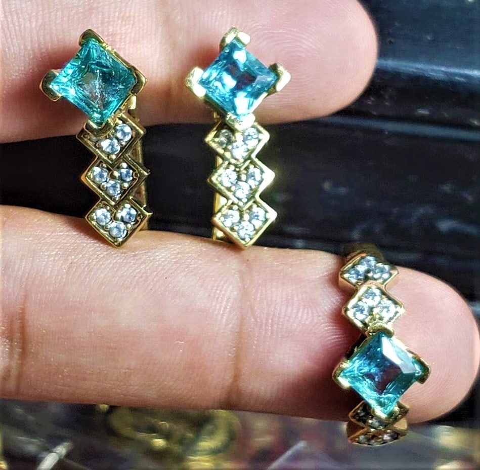 Paraiba Stone Earring & Ring: Bronze Turkish Jewelry - Paraiba Stone Earring & Ring FREE SHIPPING Shipping rates are determined by Parcel weight and destination.