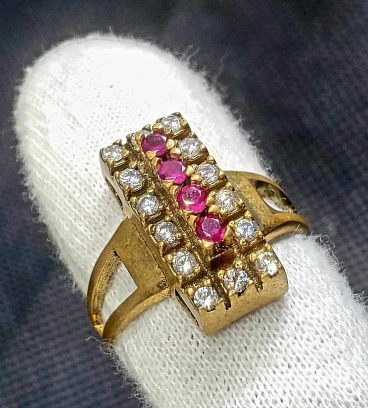 Turkish Jewelry - Beautiul Bronze Ring: Turkish Jewelry - Beautiul Bronze Ring FREE SHIPPING Shipping rates are determined by Parcel weight and destination.