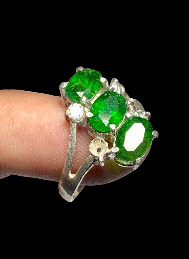 Tsavorite Garnet Wedding Ring - 4