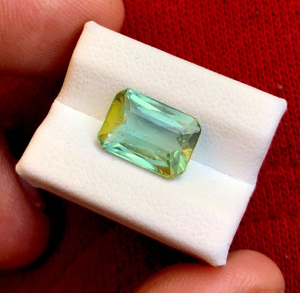 3.05 Crts Natural Apatite - 11X8X4 mm: 3.05 Crts Natural Apatite - 11X8X4 mmShipping Rate: $15.00 .shipping rates are determined by Parcel weight and destination.Combined shipping: We offer combine shipping on multiple items purchased to r