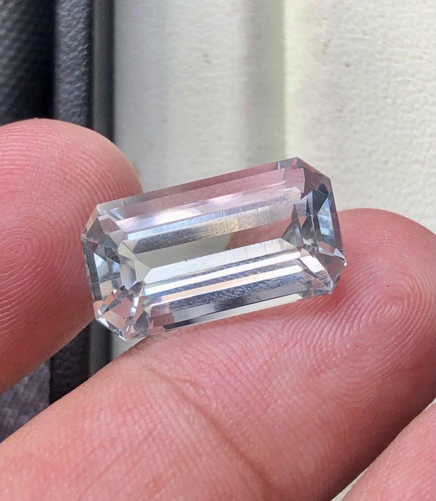 6.05 Carats Natural Emeralf Cut Aquamarine Gemstone - 17X8X7 mm (1 of 3)