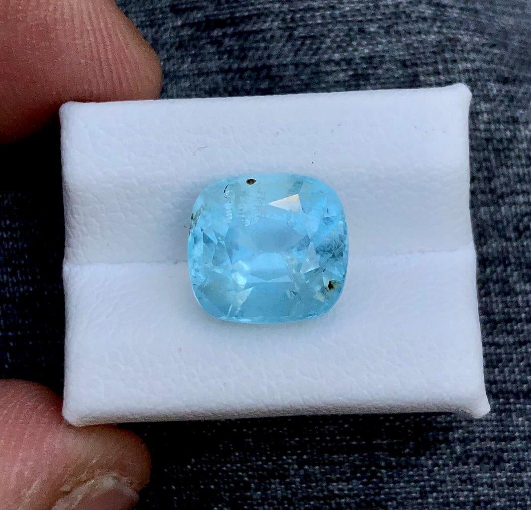 3.55 Carats Aquamarine - 10X9X8 mm: 3.55 Carats Aquamarine - 10X9X8 mmShipping Rate: $15.00 .shipping rates are determined by Parcel weight and destination.Combined shipping: We offer combine shipping on multiple items purchased to redu
