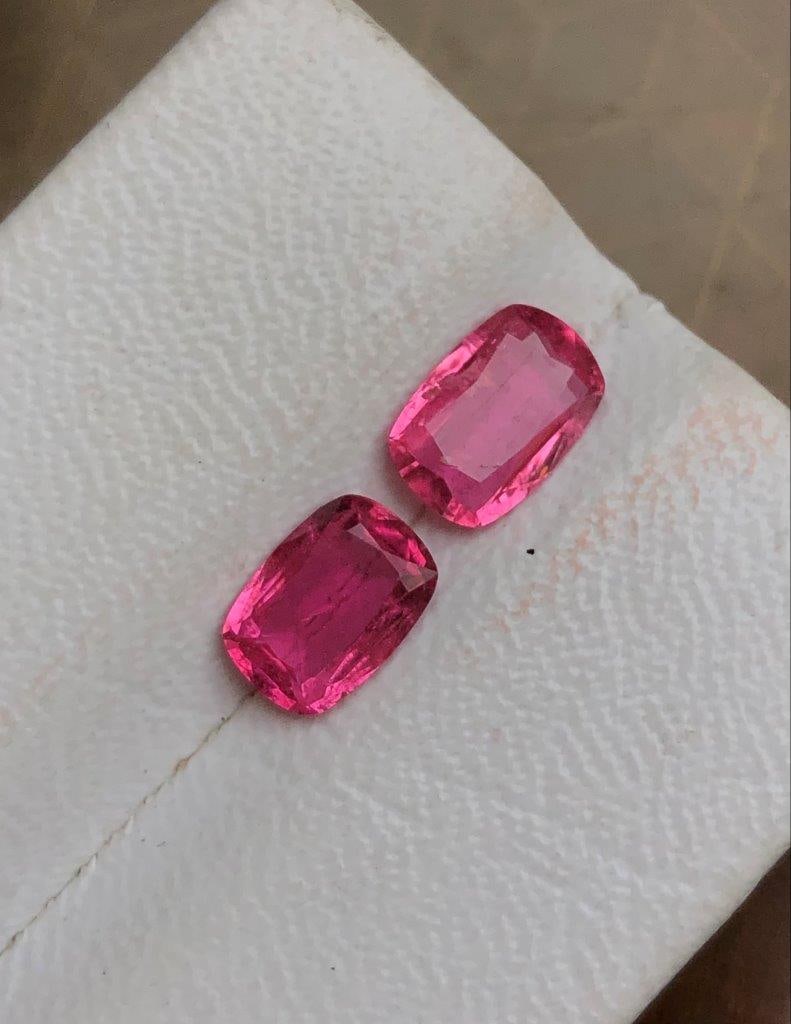 Paried Natural Tourmaline - 2.10 crts: Paried Natural Tourmaline - 2.10 crtsShipping Rate: $15.00 .shipping rates are determined by Parcel weight and destination.Combined shipping: We offer combine shipping on multiple items purchased to r