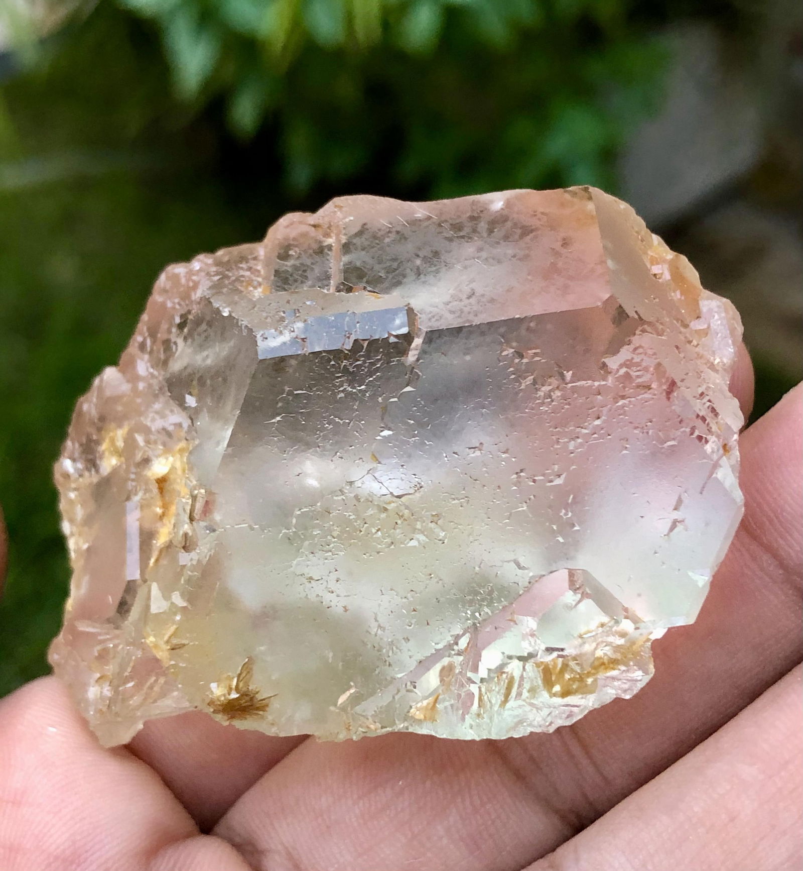 Collection Piece - Pink Fluorite Perfect Termination From Skardu Valley - 120 grams - 62X40X30 mm (1 of 7)