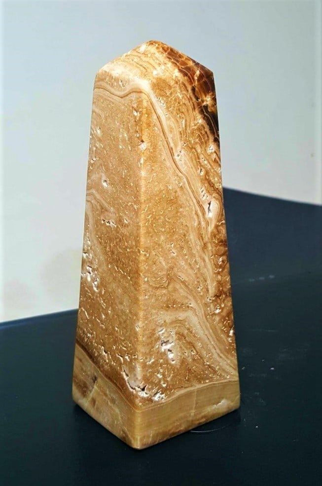 Naturally itched Mix Calcite Polished Tower - 473.7 Grams: Naturally itched Mix Calcite Polished Tower - 473.7 GramsShipping Rate: $45.00 .shipping rates are determined by Parcel weight and destination.Combined shipping: We offer combine shipping on multiple