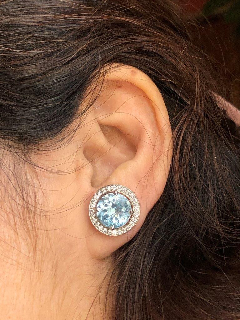 Amazing Natural Swiss Blue Topaz Earrings In Silver - Stone Weight 22.50 Carats: Amazing Natural Swiss Blue Topaz Earrings In Silver Stone Weight: 22.50 CaratsJewelry Weight: 9.25 GramsMetal: Silver Choose design of your own and we will make it for youWe accept custom order in Ste