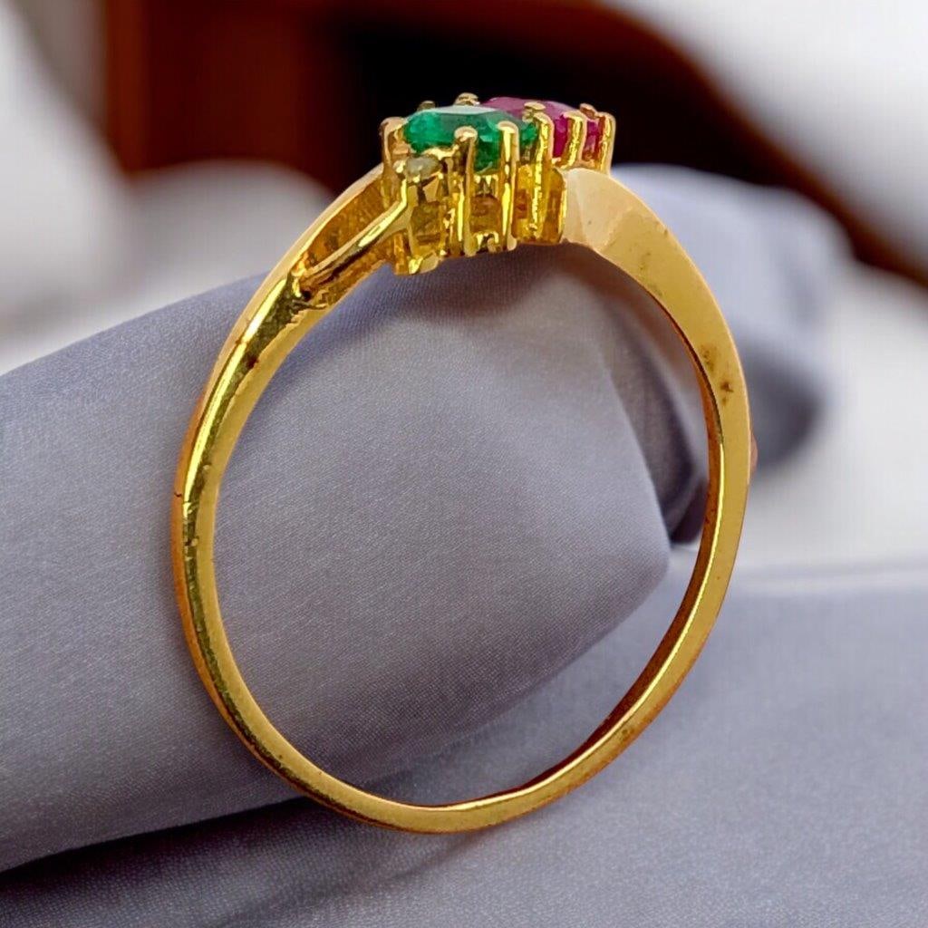 Natural Emerald & RUBY Solid 18K Gold RING With Diamonds – Ring Size 8 US - 3