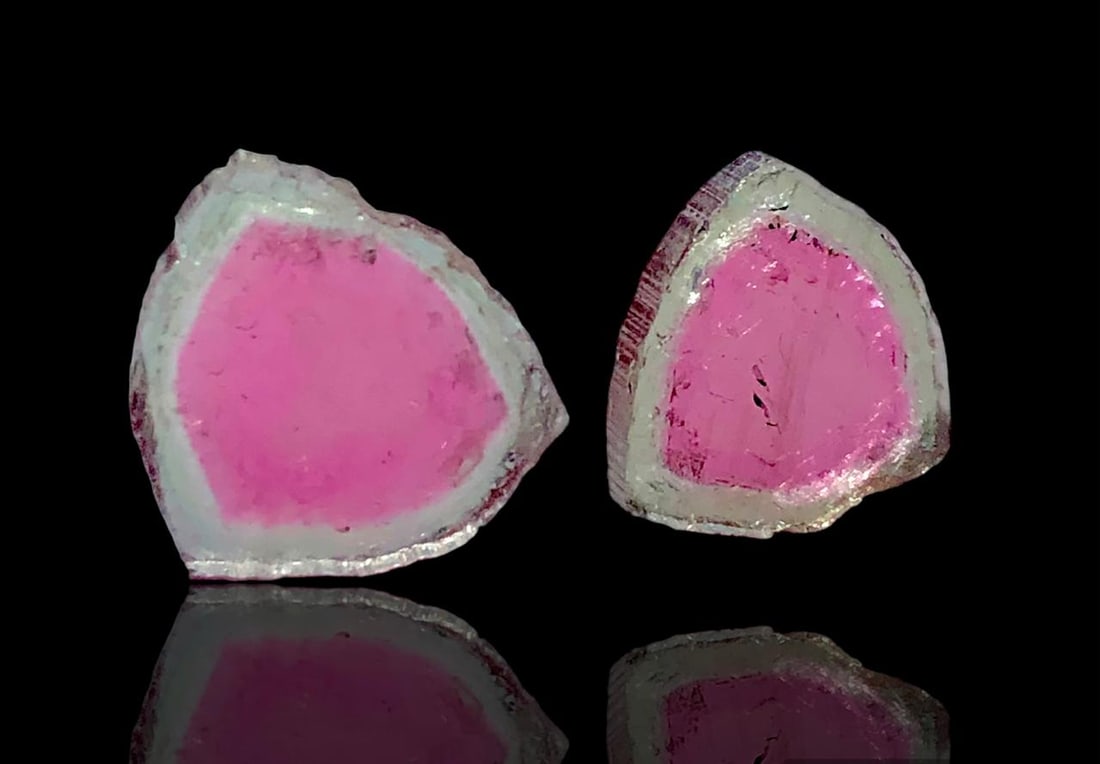 Tourmaline Slice, Natural Tourmaline Slice - 9.45 Carats - 14X13X3 mm: Tourmaline Slice, Natural Tourmaline Slice - 9.45 Carats - 14X13X3 mmShipping Rate: $23.00 .shipping rates are determined by Parcel weight and destination.Combined shipping: We offer combine shipping