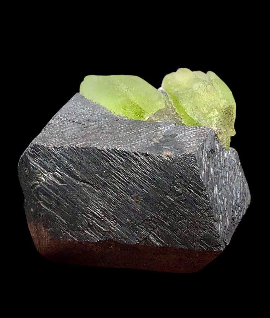 Peridot crystal combined hematite Mineral Specimen - 51.92 Grams - 33X31X21 mm (1 of 4)
