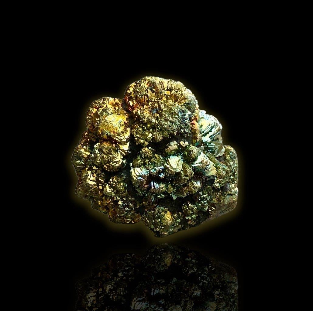 137 Grams High Quality Golden Pyrite cluster - 48X46X35 mm (1 of 2)
