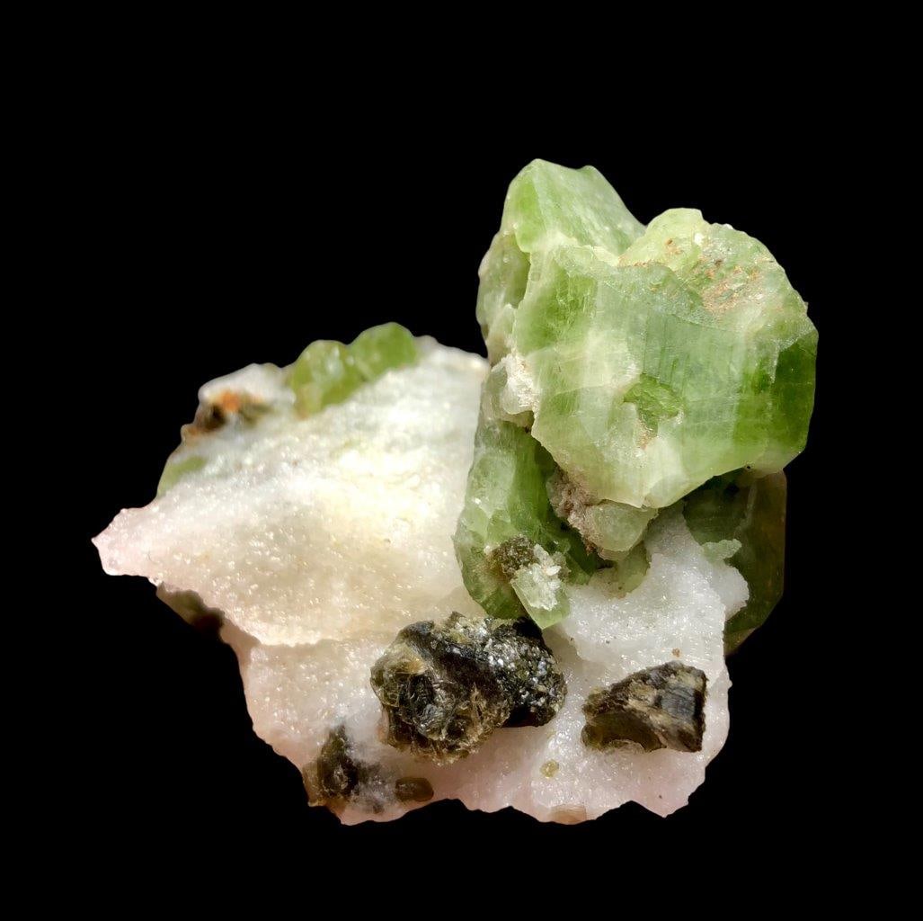 Pretty Green Diopside - 53.70 Grams - 52X35X22 mm (1 of 2)
