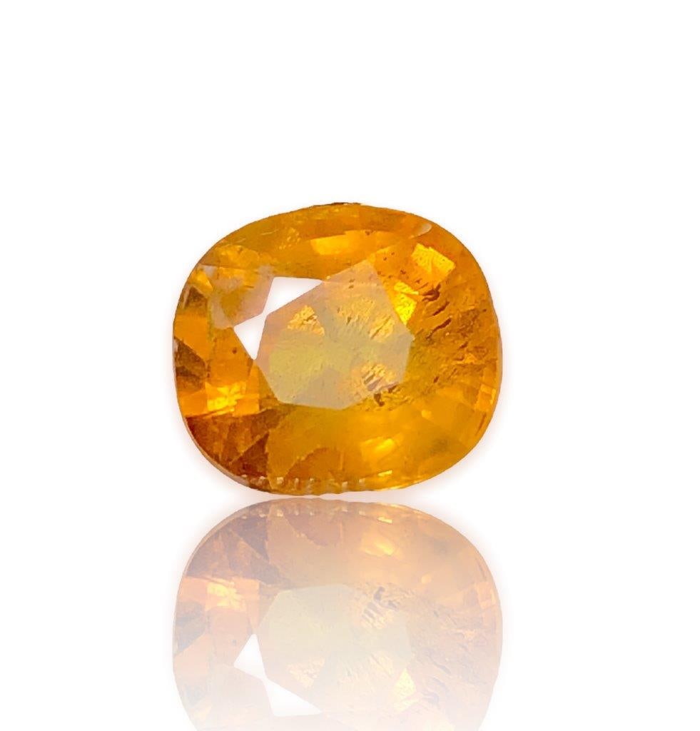 Yellow Sapphie - 2.90 Carats - 8X8X5 mm (1 of 4)