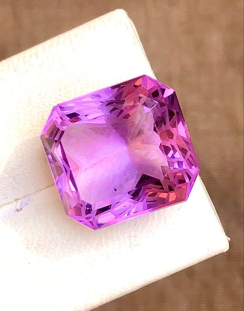 Square Flower Cut Amethyst - 21.15 Carats - 17X15X12 mm (1 of 2)