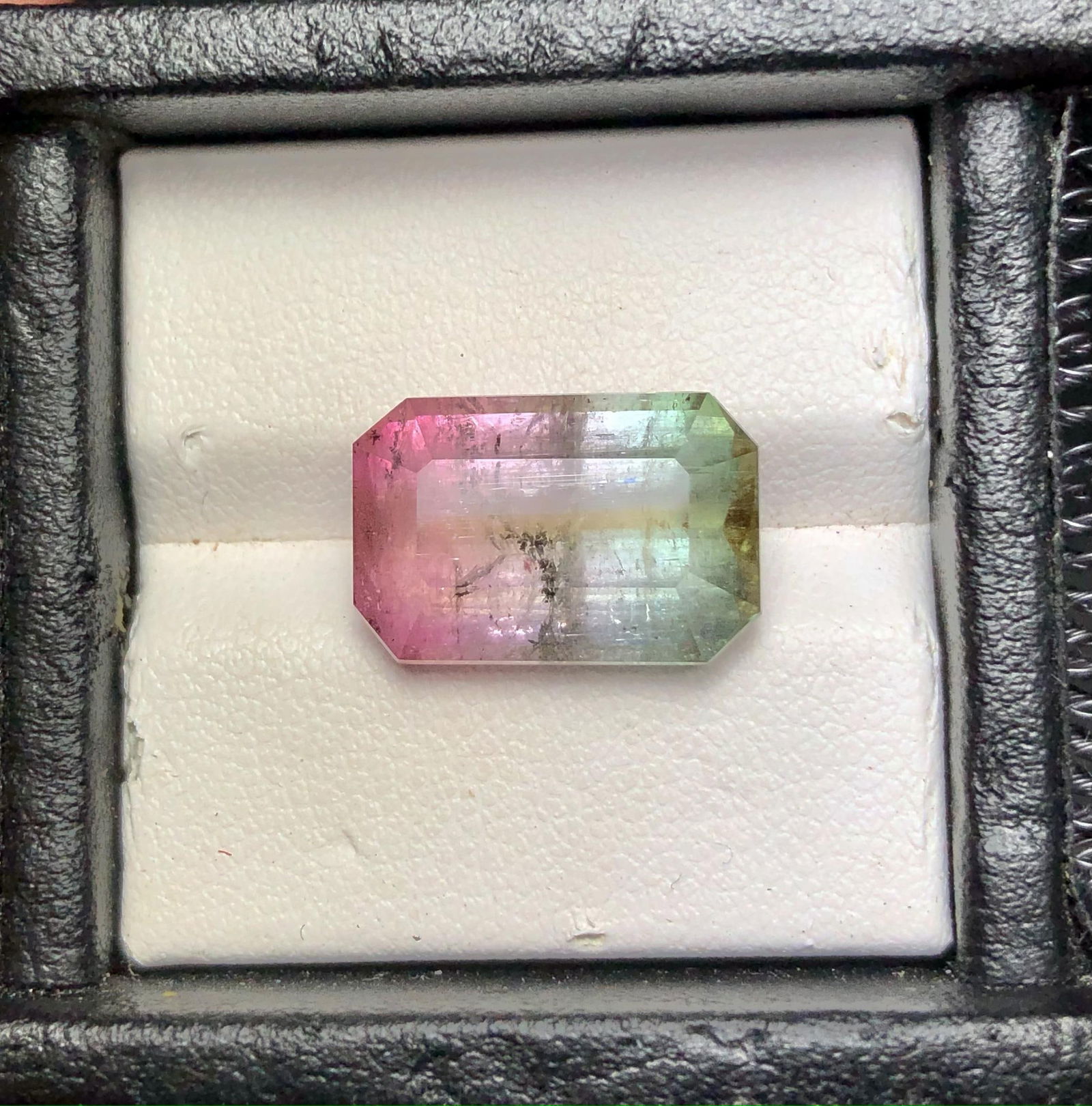 9.85 Carats Bi-Color Natural Tourmaline - 9.85 Carats - 15X10X7 mm (1 of 4)