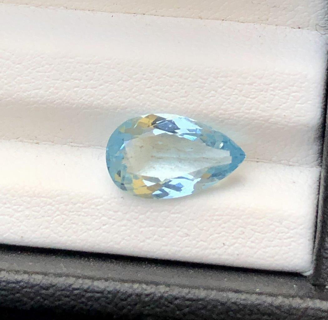 Santa Maria Aquamarine - 2.85 Carats - 12X8X5 mm: Santa Maria Aquamarine - 2.85 Carats - 12X8X5 mmShipping Rate: $15.00 .shipping rates are determined by Parcel weight and destination.Combined shipping: We offer combine shipping on multiple items pur