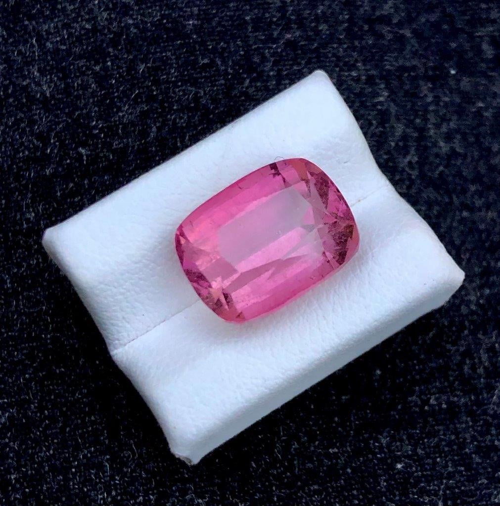 Pink Tourmaline - 8.80 Carats - 13X10X9 mm (1 of 4)