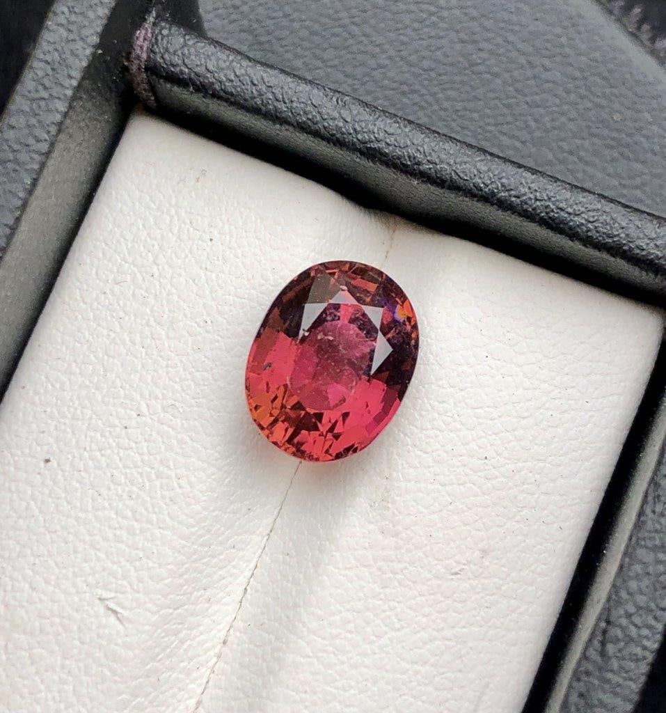 Pink Tourmaline - 4.80 Carats - 11X9X7 mm (1 of 4)
