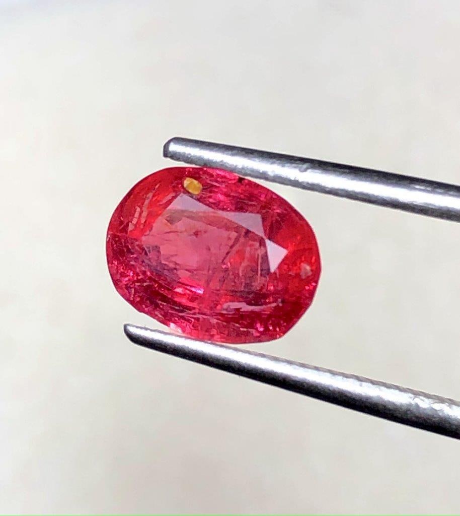 Natural Burmese Spinal - 1.45 Carats -8X6X4 mm (1 of 4)