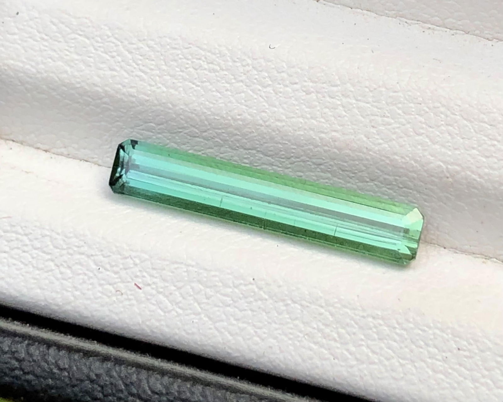 1.55 Carats Natural Greenish Tourmaline Gemstone - 19X4X3 mm: 1.55 Carats Natural Greenish Tourmaline Gemstone - 19X4X3 mm FREE SHIPPING: