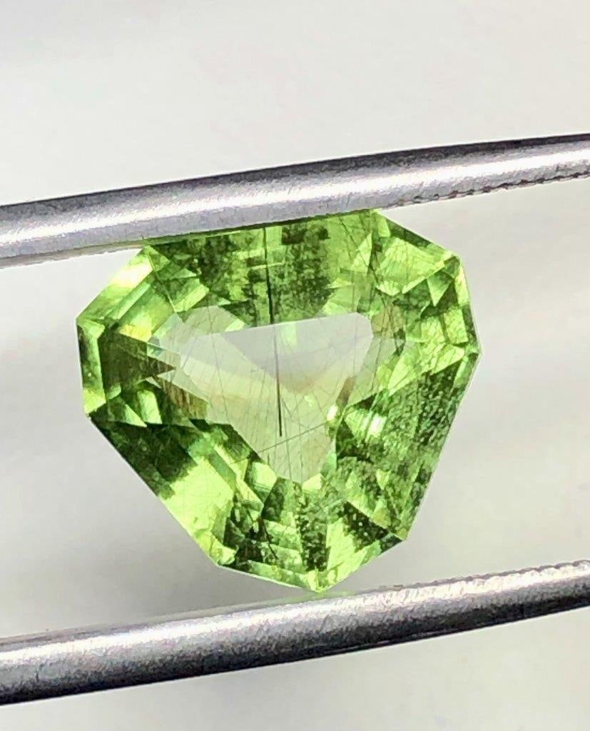 Rutiled Peridot Trillion Step Cut - 5 Carats - 11X11X7 mm: Rutiled Peridot Trillion Step Cut - 5 Carats - 11X11X7 mm FREE SHIPPING: