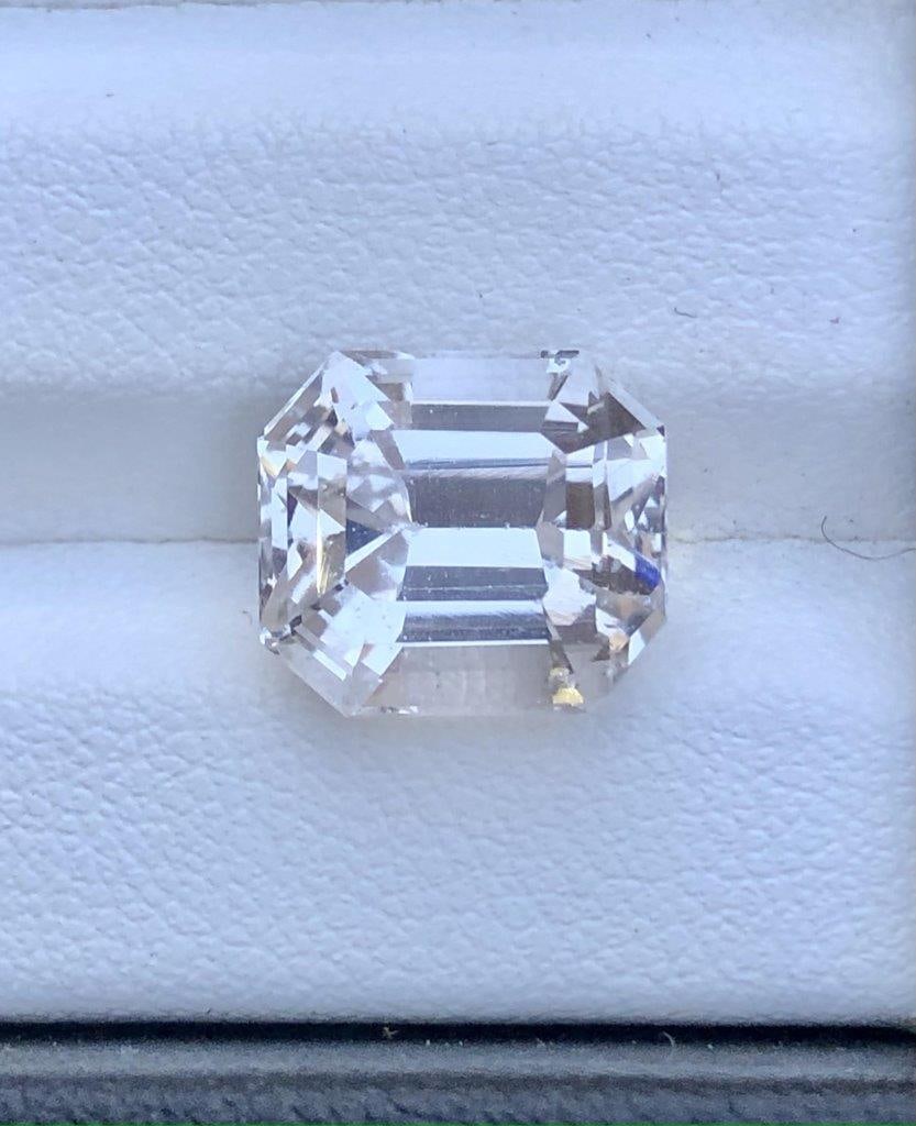 6.05 Carats Natural Morganite - 11X10X8 mm (1 of 3)