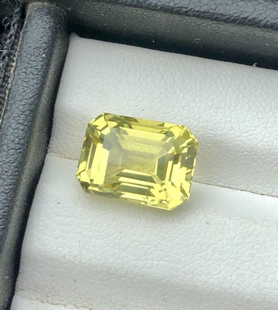 5.90 Carats Flawless Citrine Quartz - 12X9X8 mm (1 of 4)