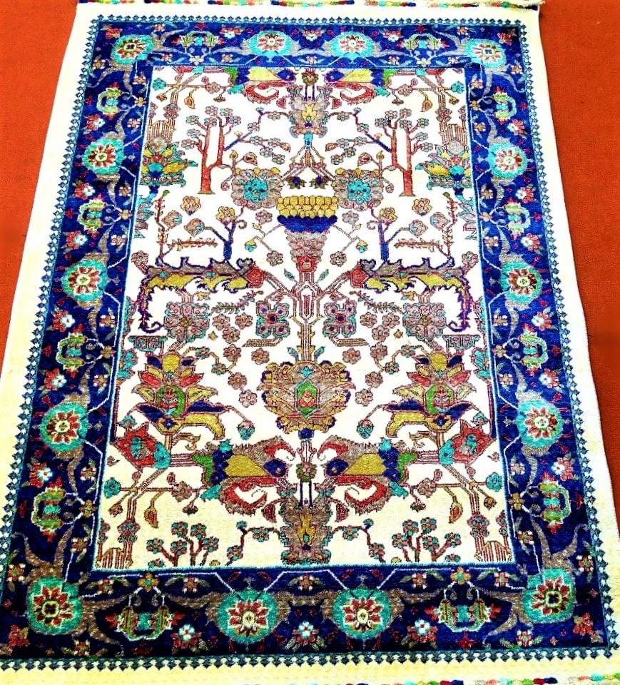 Vintage Turkman Rug: Vintage Turkman Rug 4' X 6'Shipping rates are determined by Parcel weight and destination.Combined shipping: We offer combine shipping on multiple items purchased to reduce shipping cost.