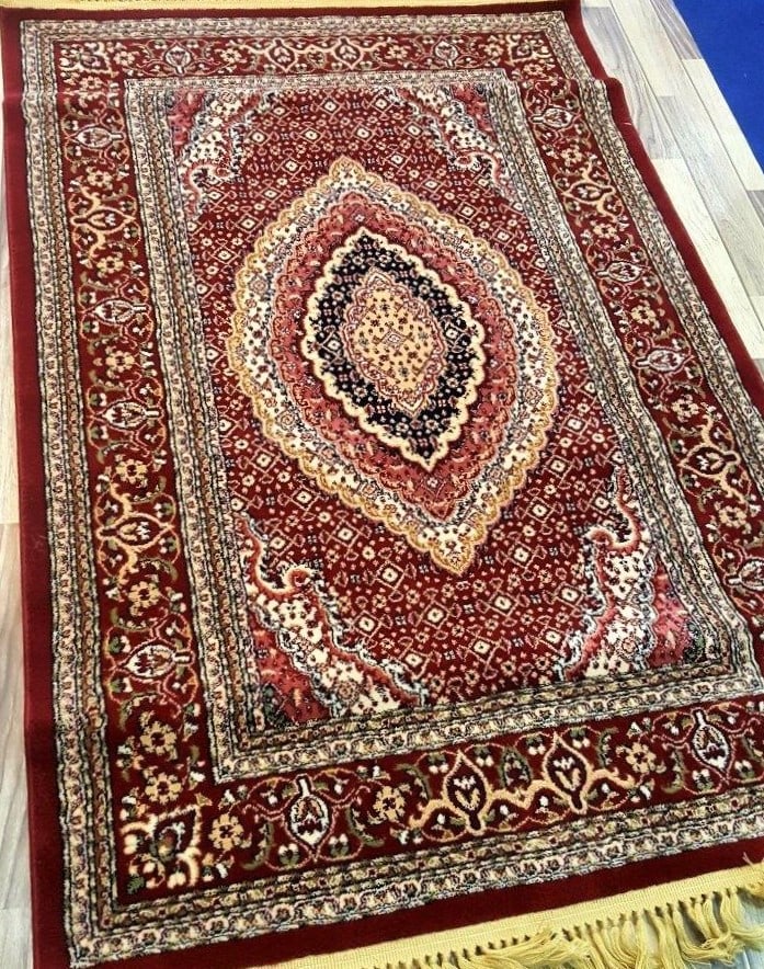 Qashqai Rug: Qashqai Rug 4' X 6'Shipping rates are determined by Parcel weight and destination.Combined shipping: We offer combine shipping on multiple items purchased to reduce shipping cost.