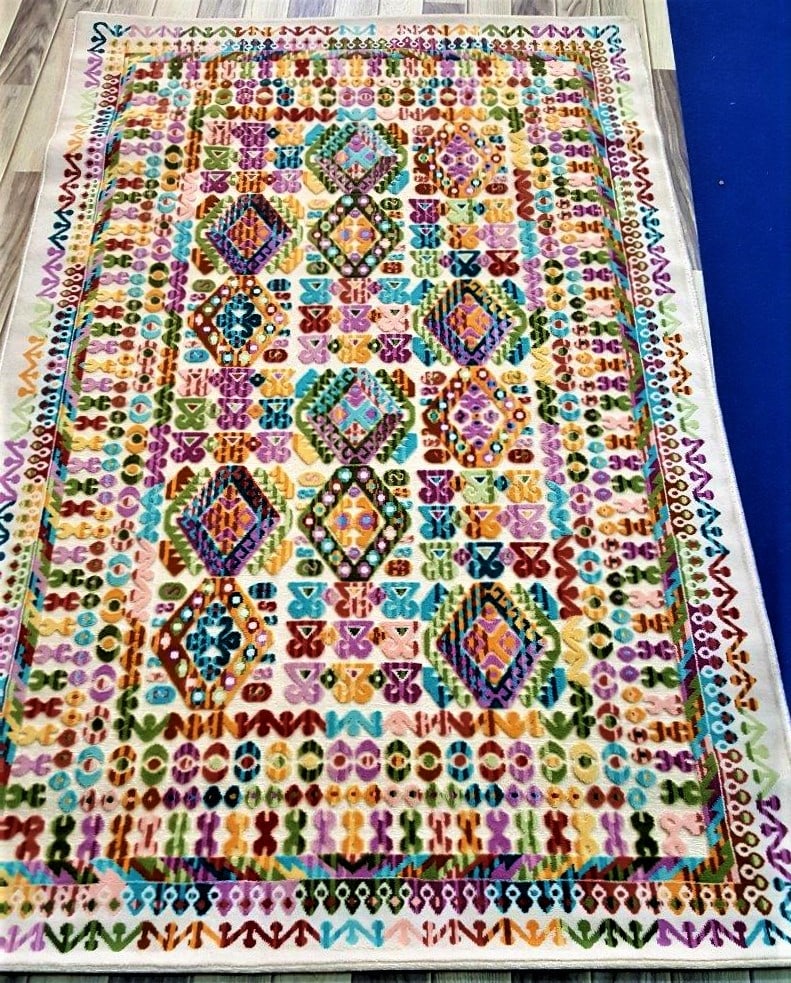 Sino Persian Rug: Sino Persian Rug 4' X 6'Shipping rates are determined by Parcel weight and destination.Combined shipping: We offer combine shipping on multiple items purchased to reduce shipping cost.