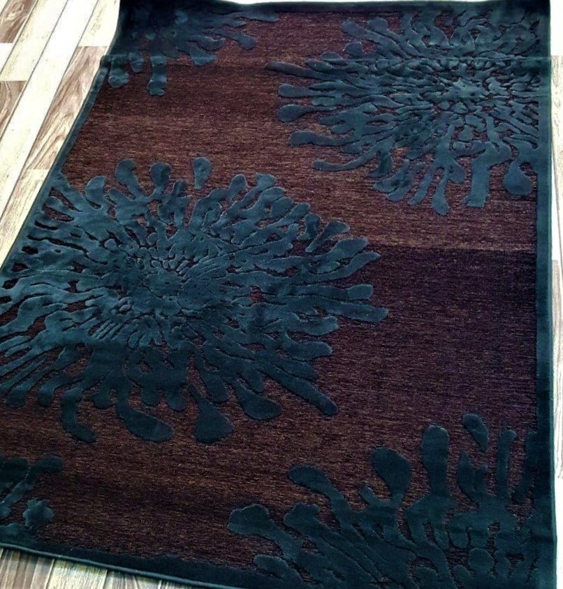 Central Persian Rug: Central Persian Rug 4' X 6'Shipping rates are determined by Parcel weight and destination.Combined shipping: We offer combine shipping on multiple items purchased to reduce shipping cost.