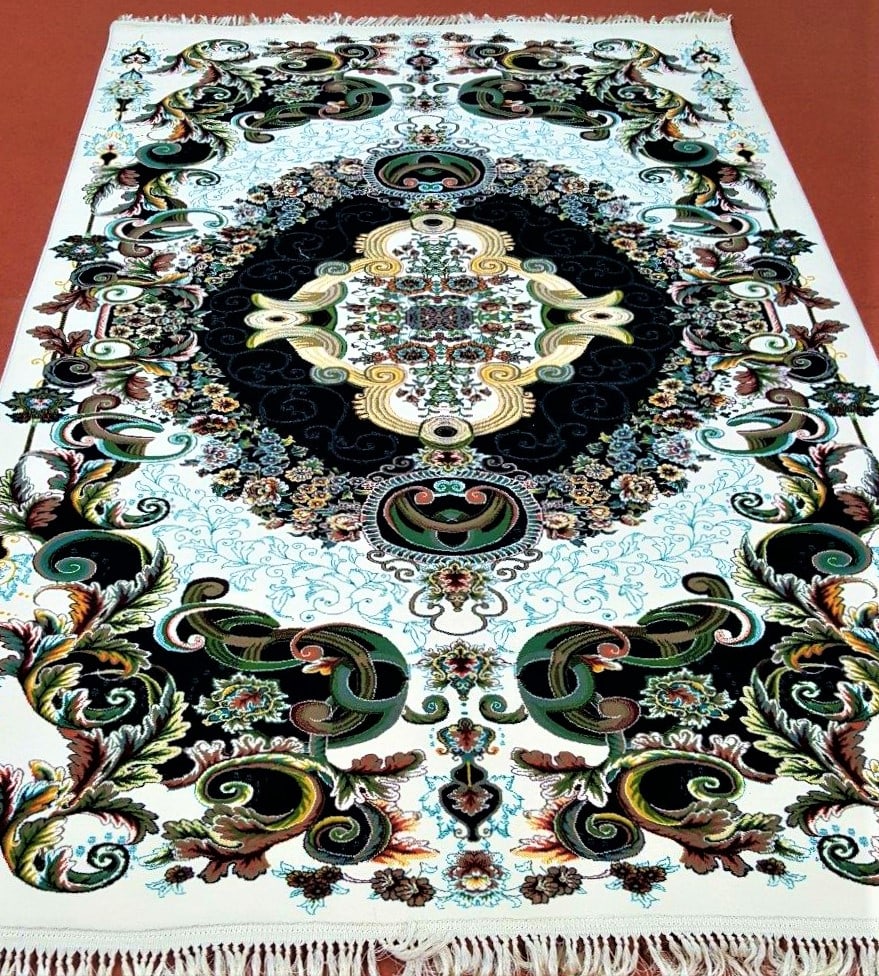 PERSIAN GABBEH Rug 5' 8' (1 of 4)