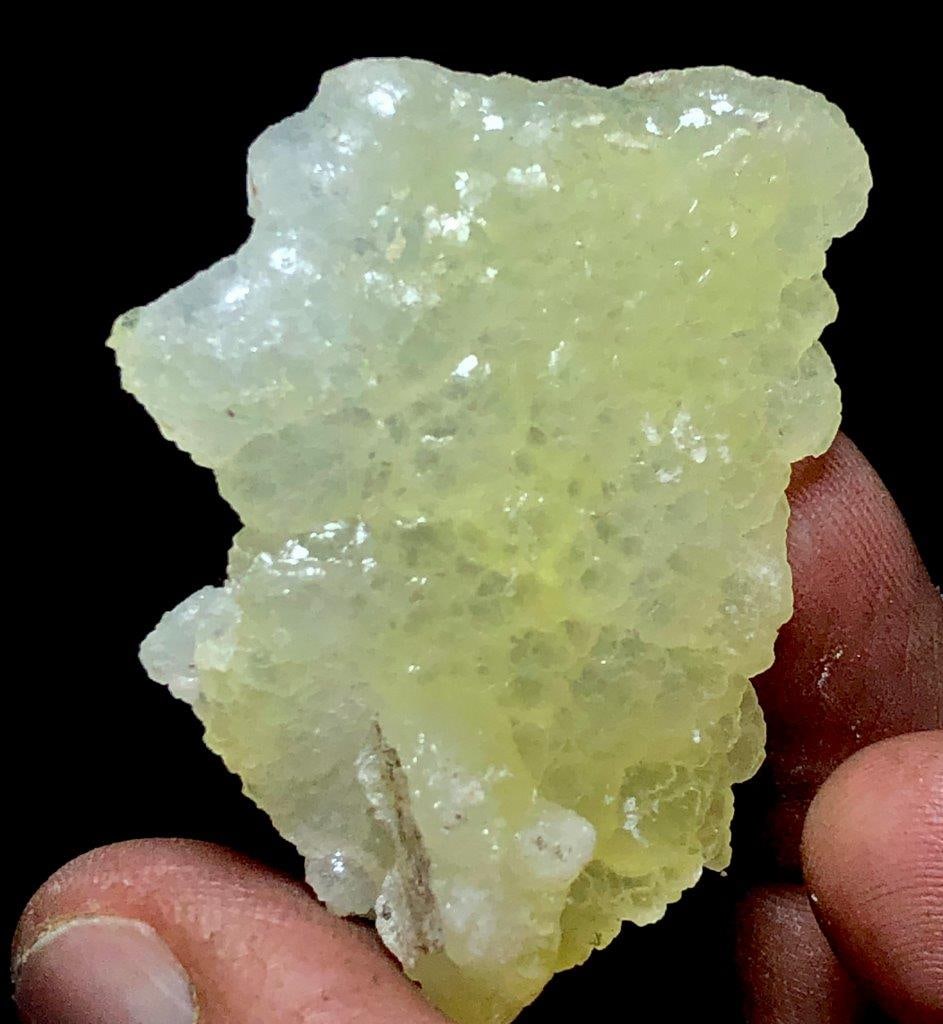 Shinny Brucite Mineral Baluchistan - 14.8 Grams - 50X30X10 mm (1 of 2)