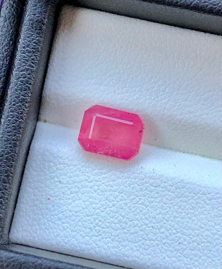 2.20 Carats Natural Rubelite Tourmaline Gemstone - 8X7X5 mm: 2.20 Carats Natural Rubelite Tourmaline Gemstone - 8X7X5 mm Shipping: