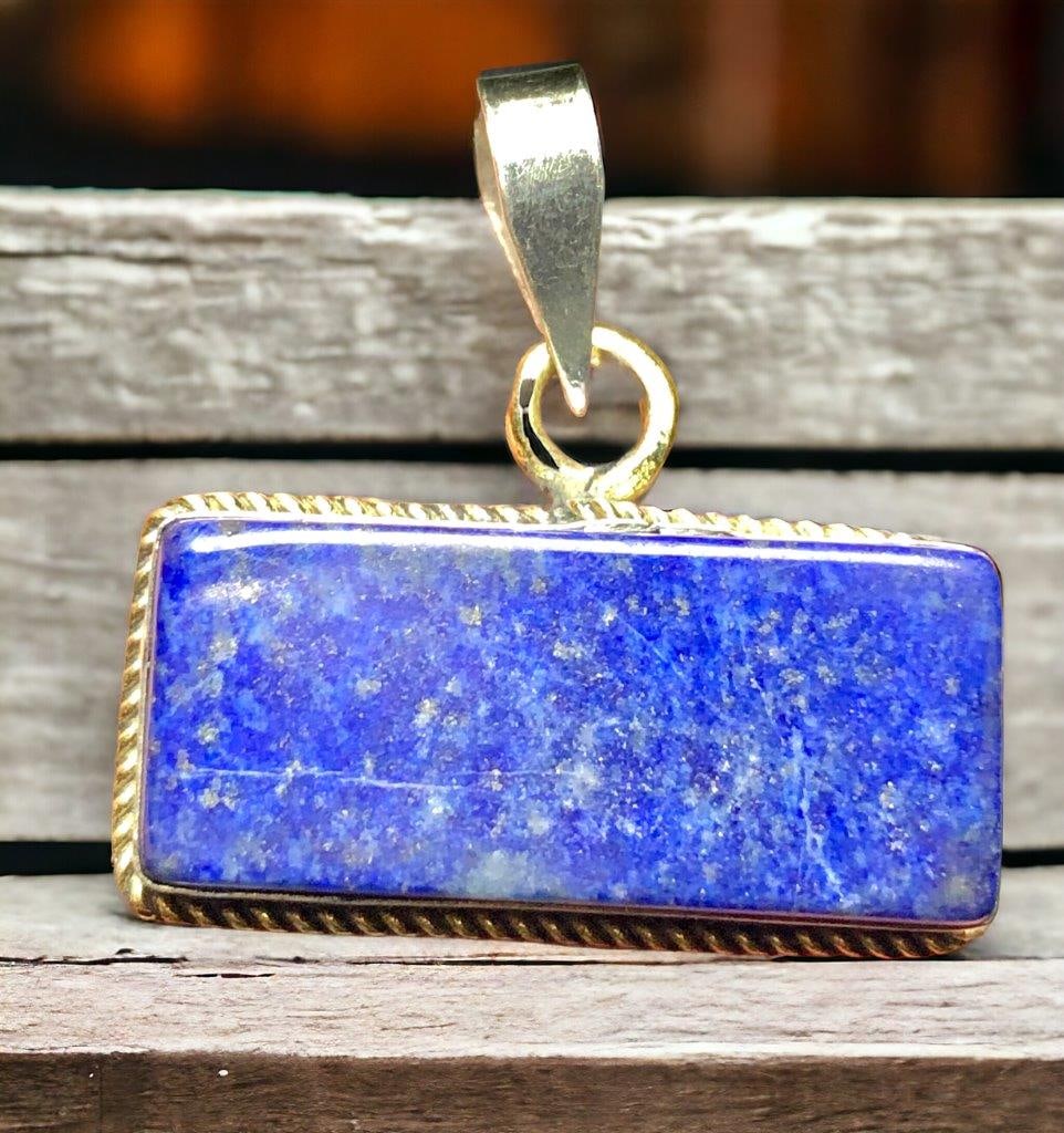 Amazing Lapis Lazuli Pendant Necklace: Amazing Lapis Lazuli Pendant Necklace Shipping: