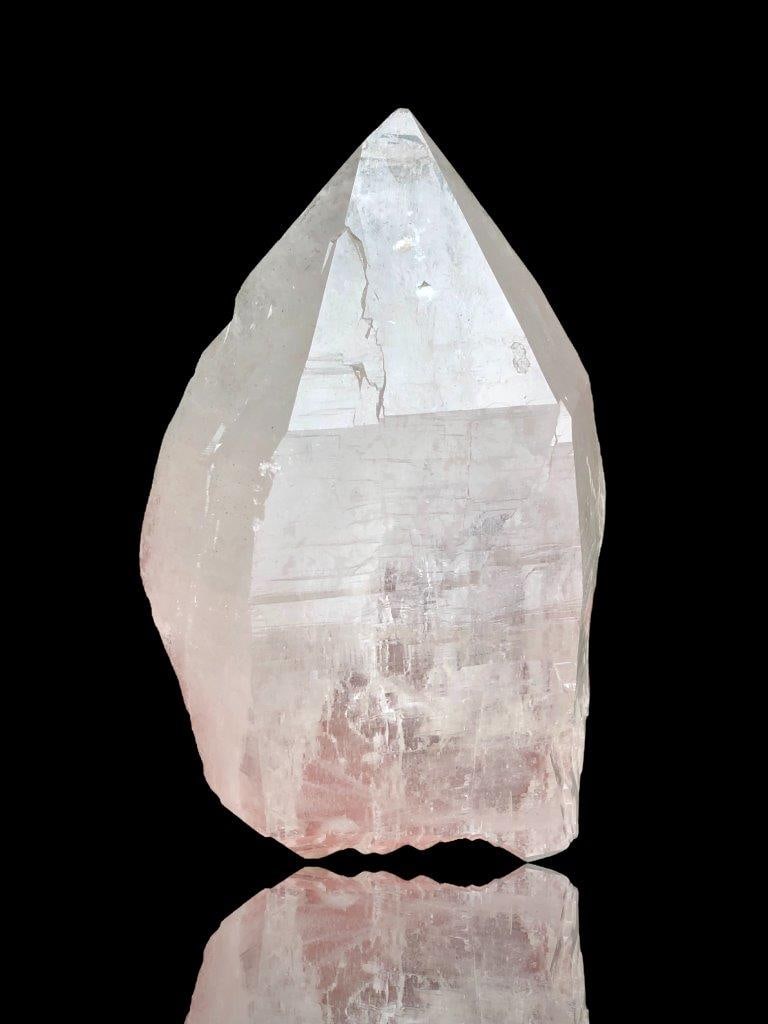 381 Grams Natural terminated Quartz Crystal - 104X70X56 mm (1 of 3)