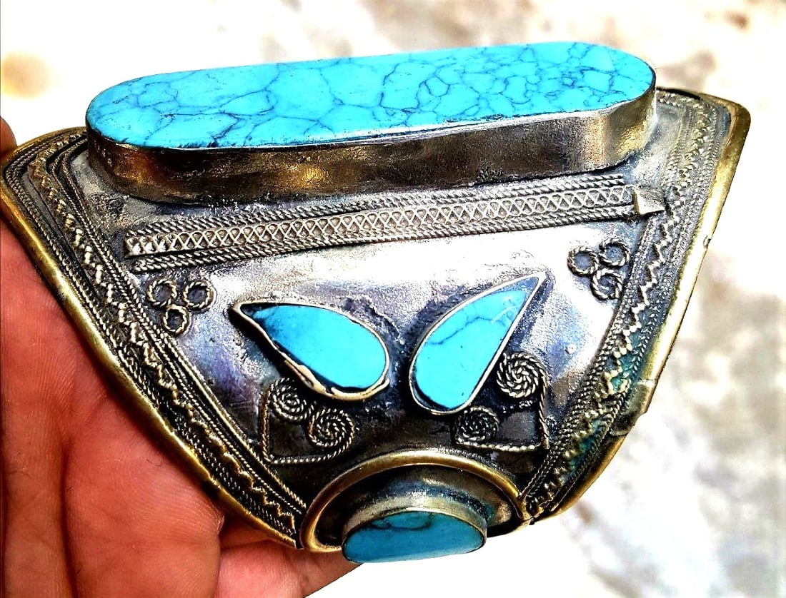 Artistic Chinese Torquoise Bracelet (1 of 4)