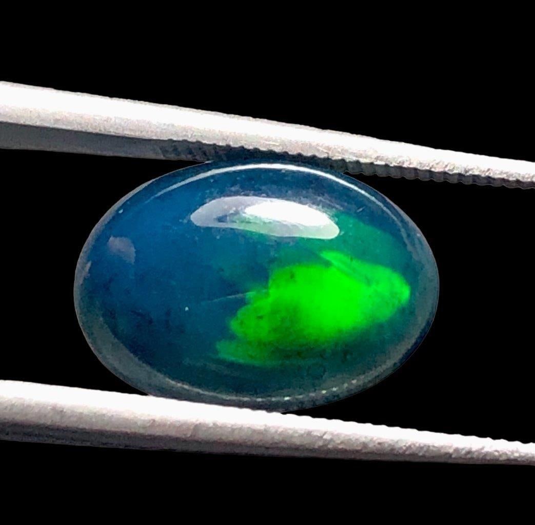 2 Carats Fire Opal - 13X9X4 mm (1 of 2)
