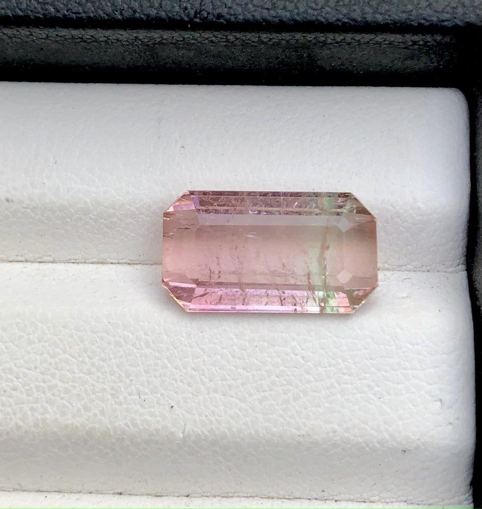 5.80 Carats Bi Colour Natural TOURMALINE - 14X8X5 mm (1 of 4)