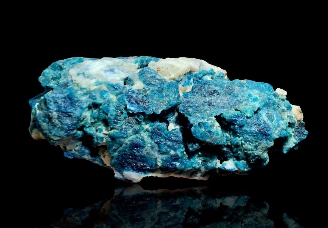 Sodalite Mineral - 650 Grams (1 of 1)