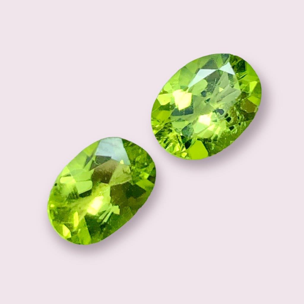3 Cts Natural Peridot Gemstones Paired for Earrings: 3 Cts Natural Peridot Gemstones Paired for Earrings Shipping: