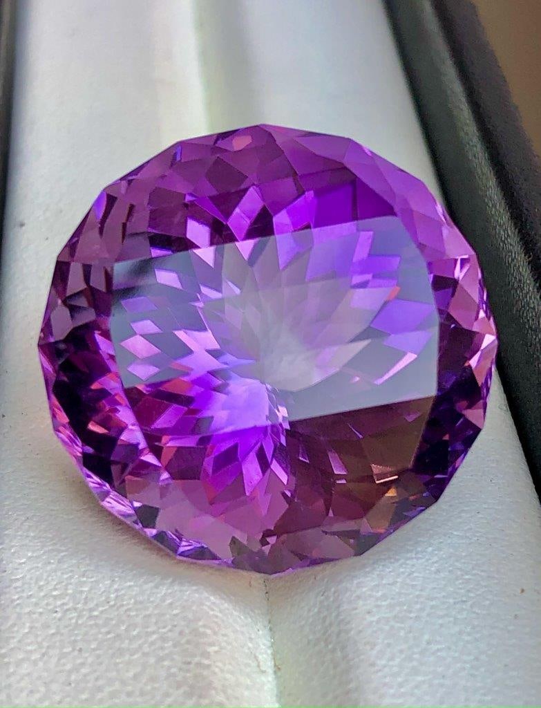 63.75 Carats Natural Amethyst Gemstone - 25X25X19 mm: 63.75 Carats Natural Amethyst Gemstone - 25X25X19 mm Choose design of your own and we will make it for youWe accept custom order in Sterling Silver, Gold and Platinum in WholeSale PriceColored Gems Di