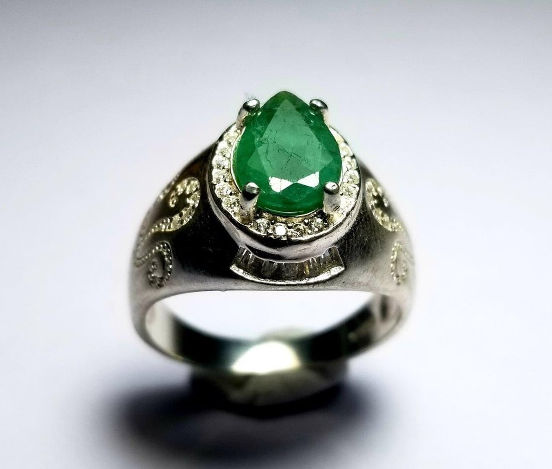 Natural Pear Shape Emerald - Sterling Silver Ring (1 of 5)