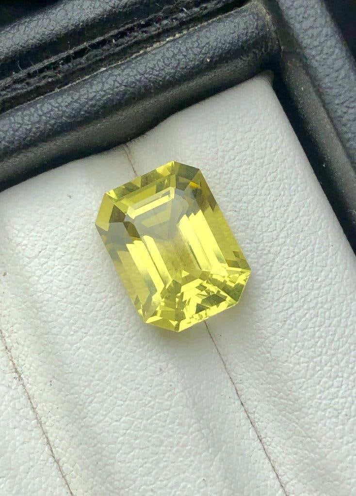 5.05 Carats Flawless Citrine Quartz - 12X9X7 mm (1 of 4)