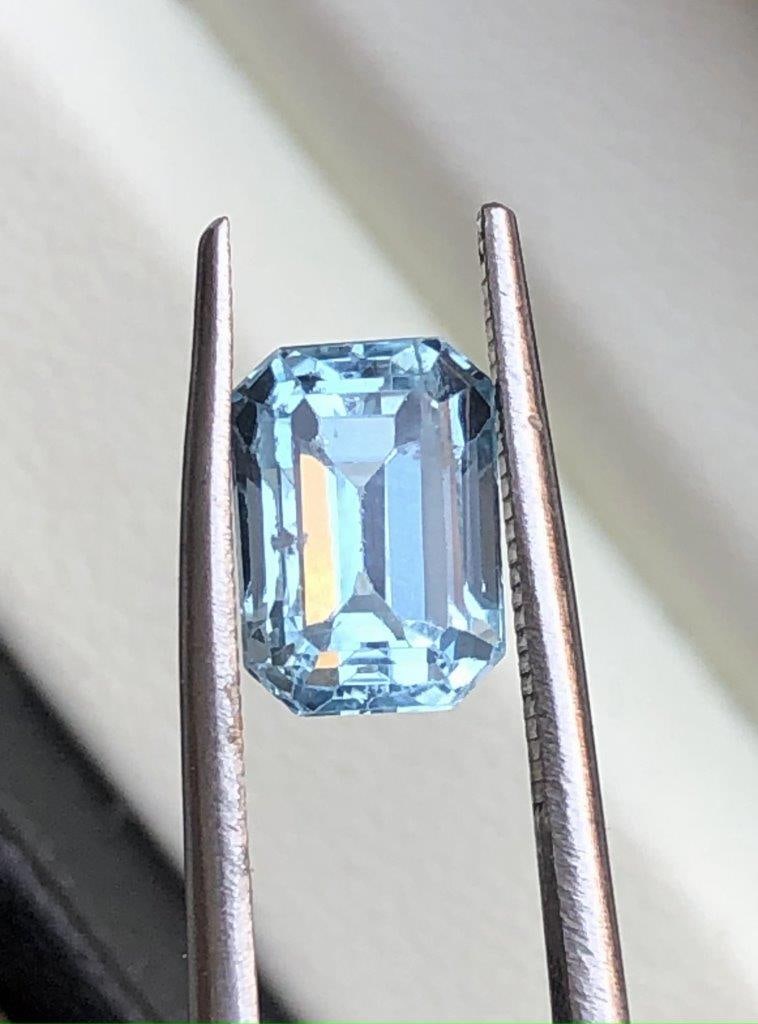 2.10 Carats Santa Maria Aquamarine Gemstone - 8X6X6 mm: 2.10 Carats Santa Maria Aquamarine Gemstone - 8X6X6 mm FREE SHIPPING: