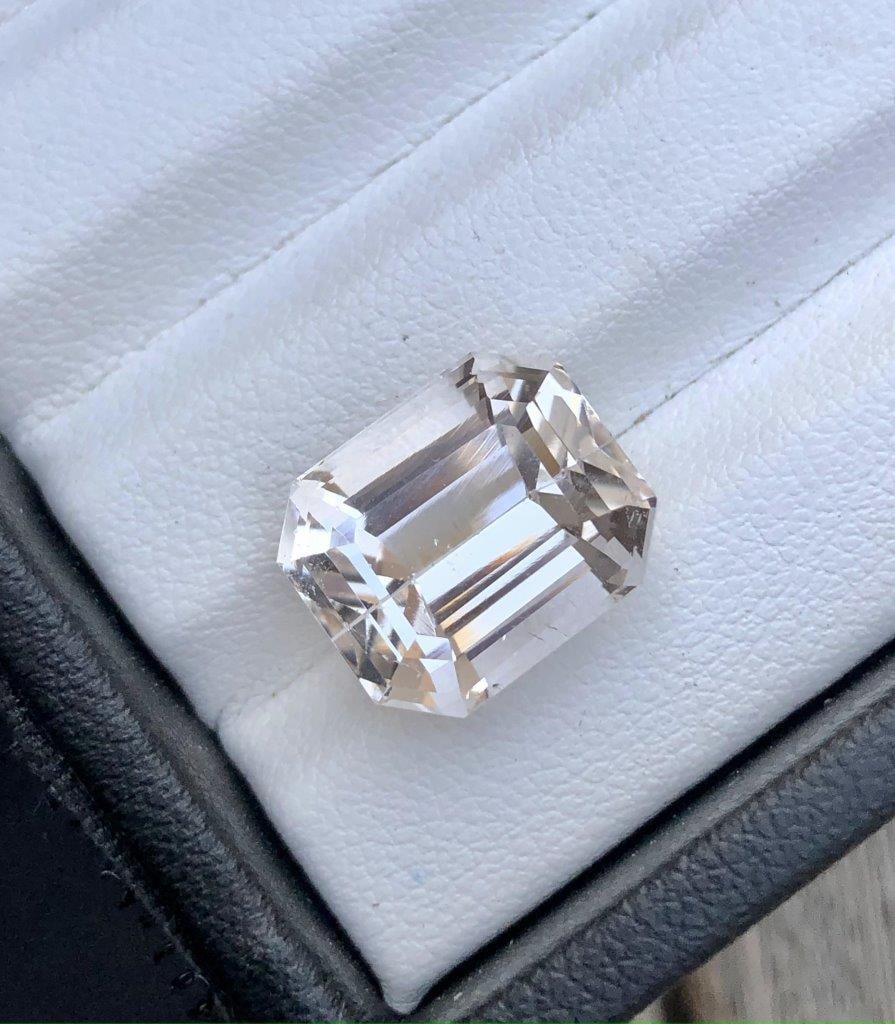 11 Carats AAA Quality Natural Morganite Gemstone - 14X12X10 mm (1 of 4)