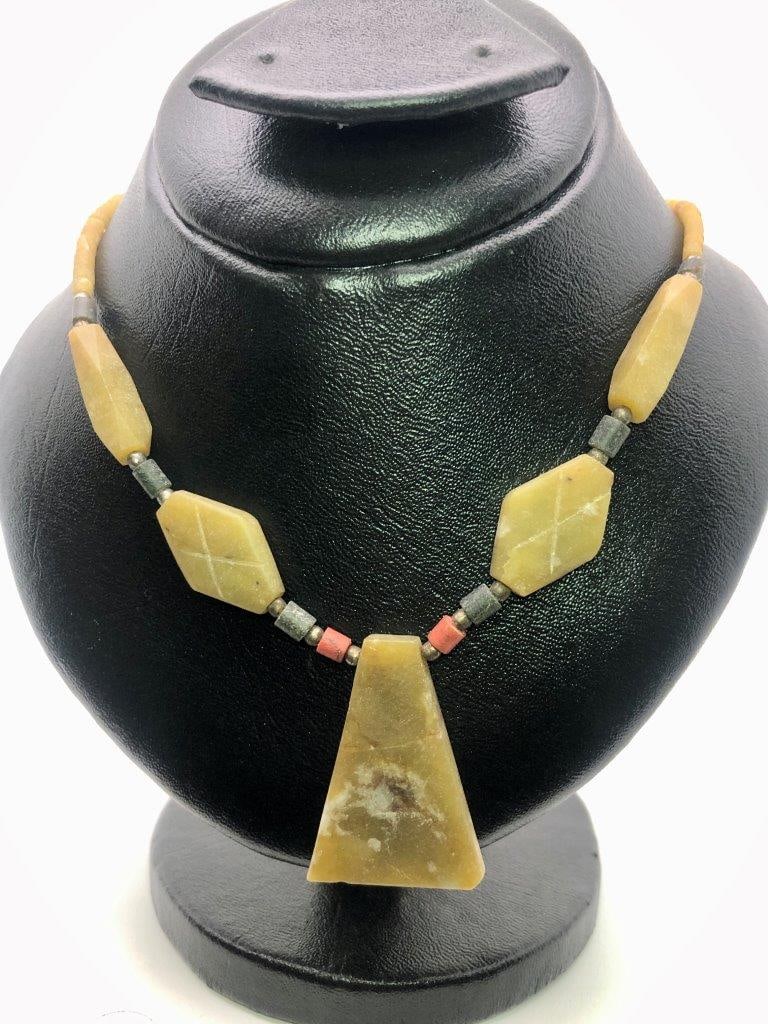 Vintage Serpentine Necklace – Elegant Retro Jewelry, Old Fashion Design (1 of 4)