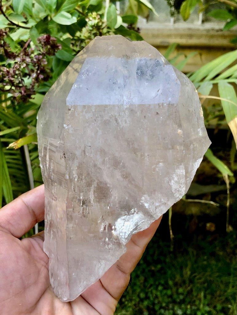 1 KG Clear Quartz Crystal Mineral Specimen - 155X100X80 mm (1 of 5)