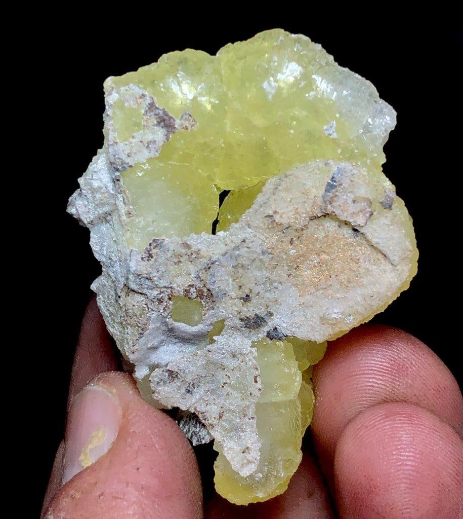 Lemon Yellow Brucite Mineral Baluchistan - 19.9 Grams - 50X35X12 mm (1 of 4)