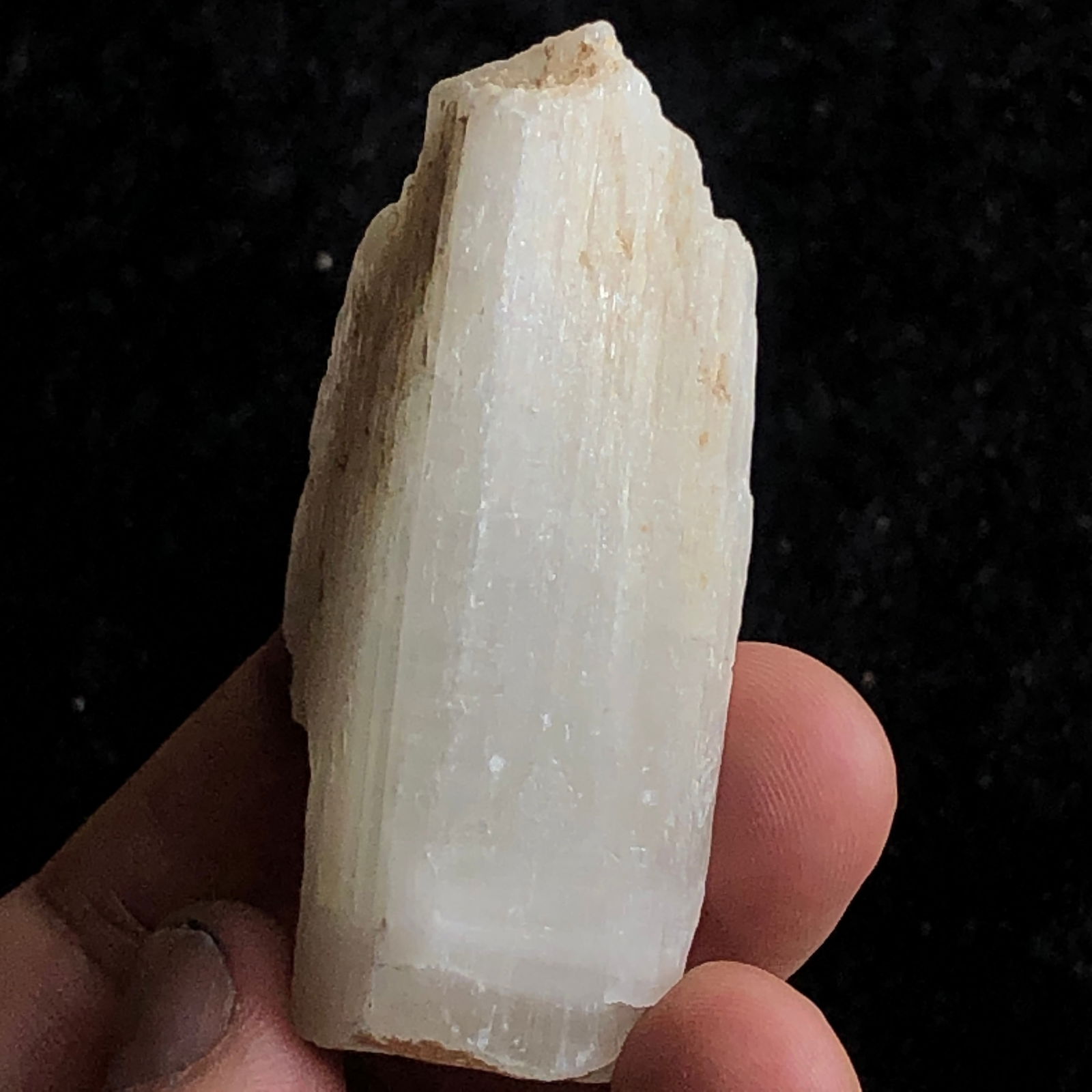 45.52 Grams Natural Kunzite Crystal - 63X29X16 mm: 45.52 Grams Natural Kunzite Crystal - 63X29X16 mm Shipping Rate: 23$ .shipping rates are determined by Parcel weight and destination.Combined shipping: We offer combine shipping on multiple items purc